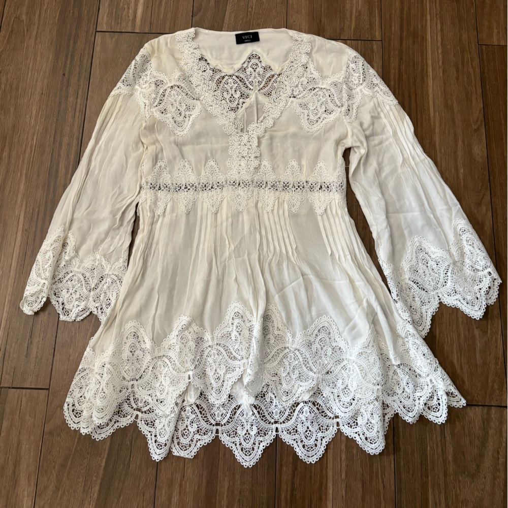 Vici Ivory Lace Detail Dress